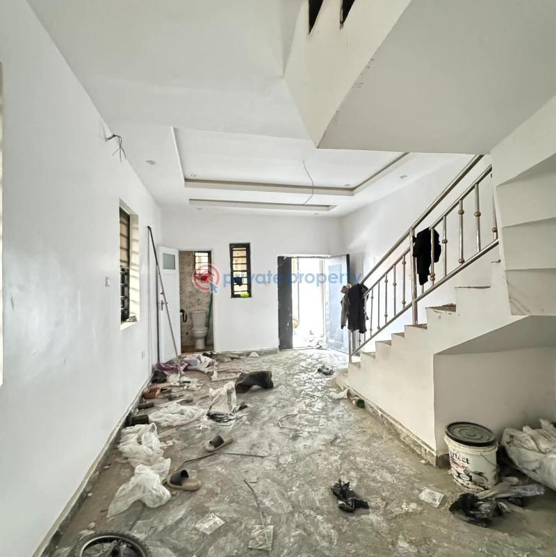 4 bedroom Semi detached Duplex For Sale Surulere Lagos - 9