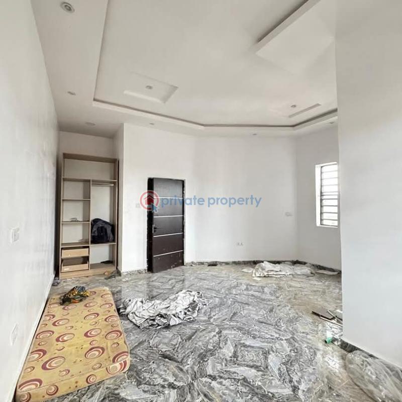 4 bedroom Semi detached Duplex For Sale Surulere Lagos - 3