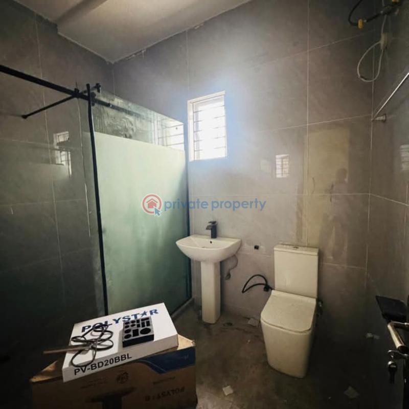 4 bedroom Detached Duplex For Sale Magodo Phase 1 Ojodu Lagos - 1
