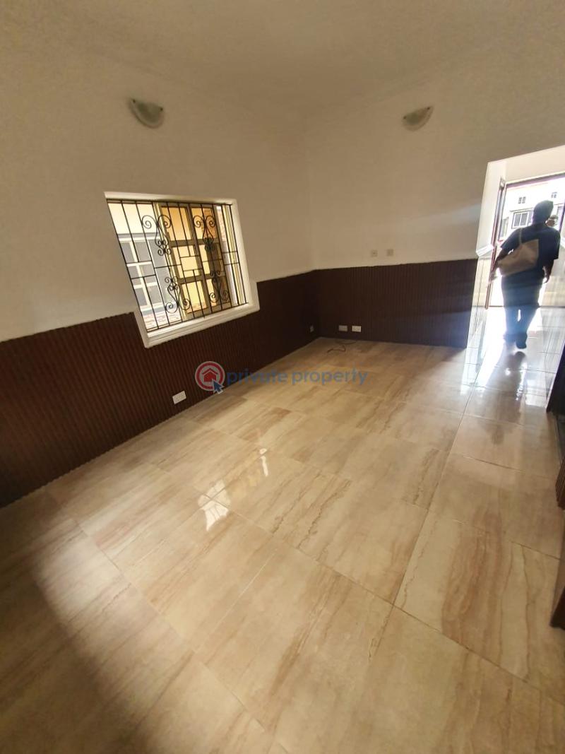 1 bedroom Mini Flat For Rent Silver Spring Estate, Agungi Agungi Lekki Lagos - 1