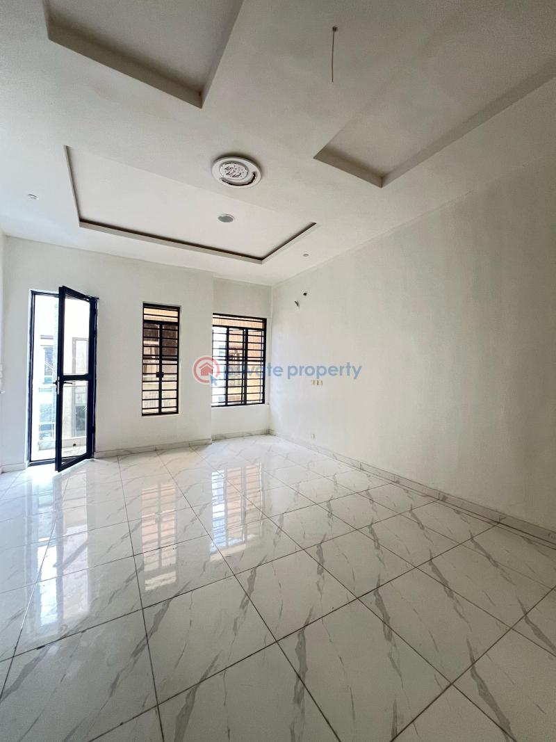 4 bedroom Terraced Duplex For Sale Ikota Lekki Lagos - 7