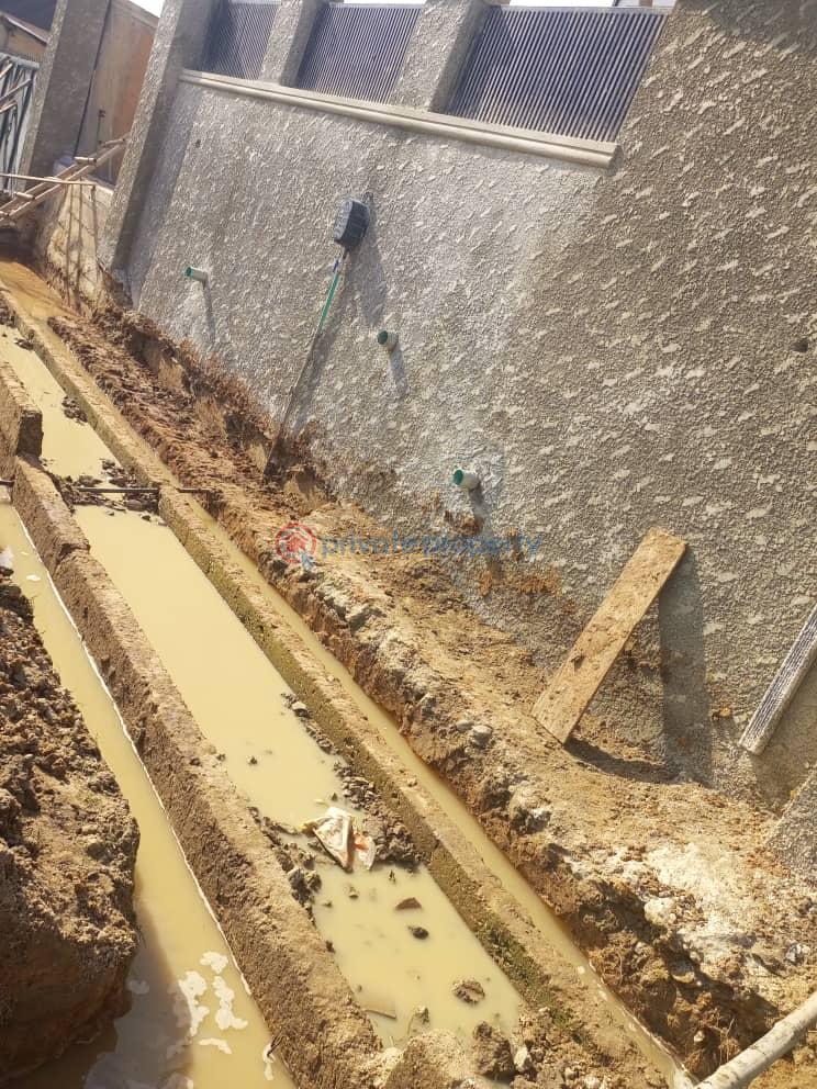 5 bedroom Detached Duplex For Sale Opic Gra , Lagos Part Kosofe/Ikosi Lagos - 12