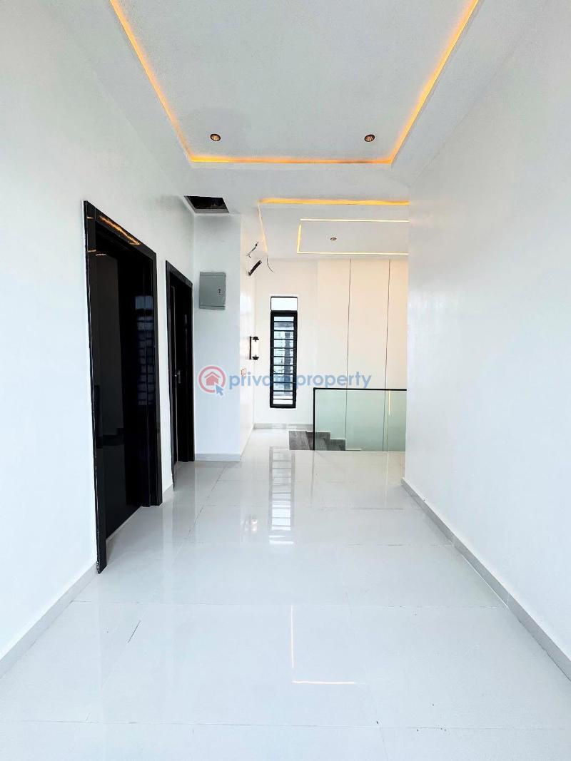 Perfectly carved luxury 5 bed detached duplex - 13 5 bedroom Detached Duplex For Sale Chevron Drive Lekki Lagos - 13