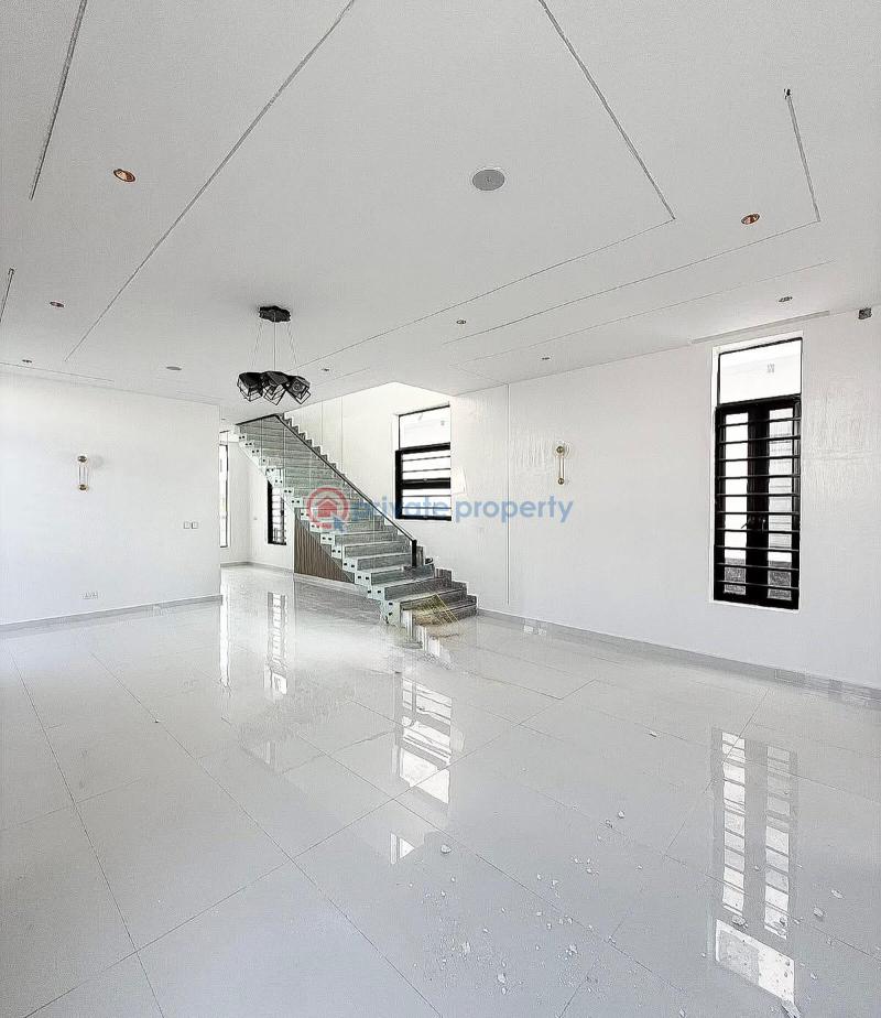Perfectly carved luxury 5 bed detached duplex - 12 5 bedroom Detached Duplex For Sale Chevron Drive Lekki Lagos - 12