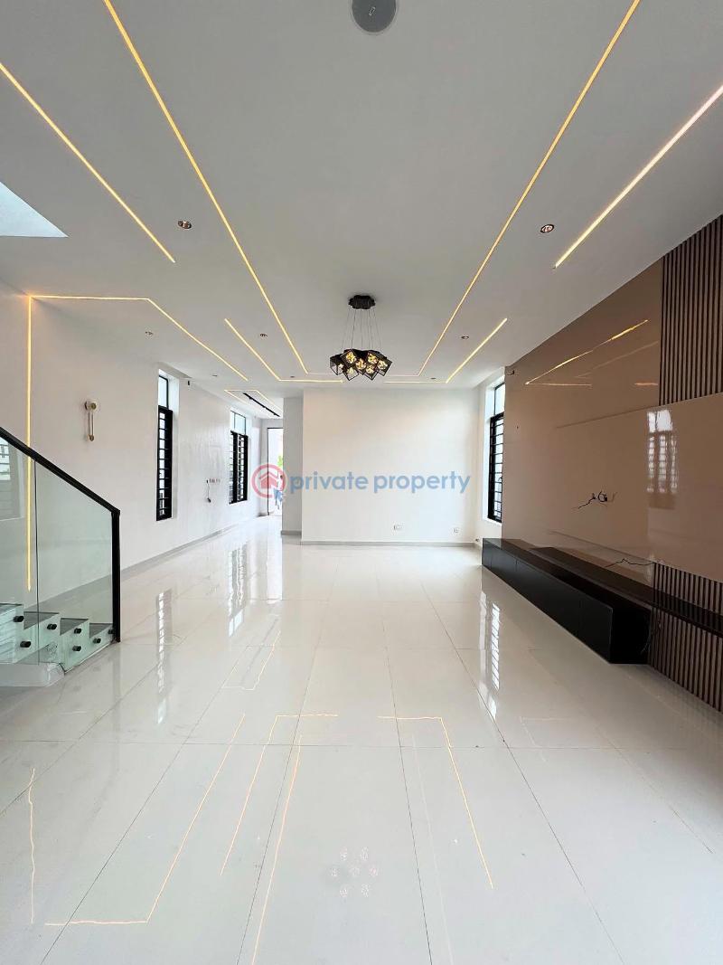 Perfectly carved luxury 5 bed detached duplex - 0 5 bedroom Detached Duplex For Sale Chevron Drive Lekki Lagos - 0