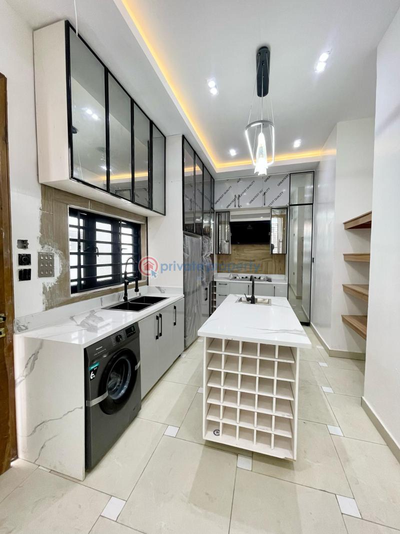 4 bedroom Detached Duplex For Sale Second Toll Gate Chevron Drive Lekki Lagos - 4
