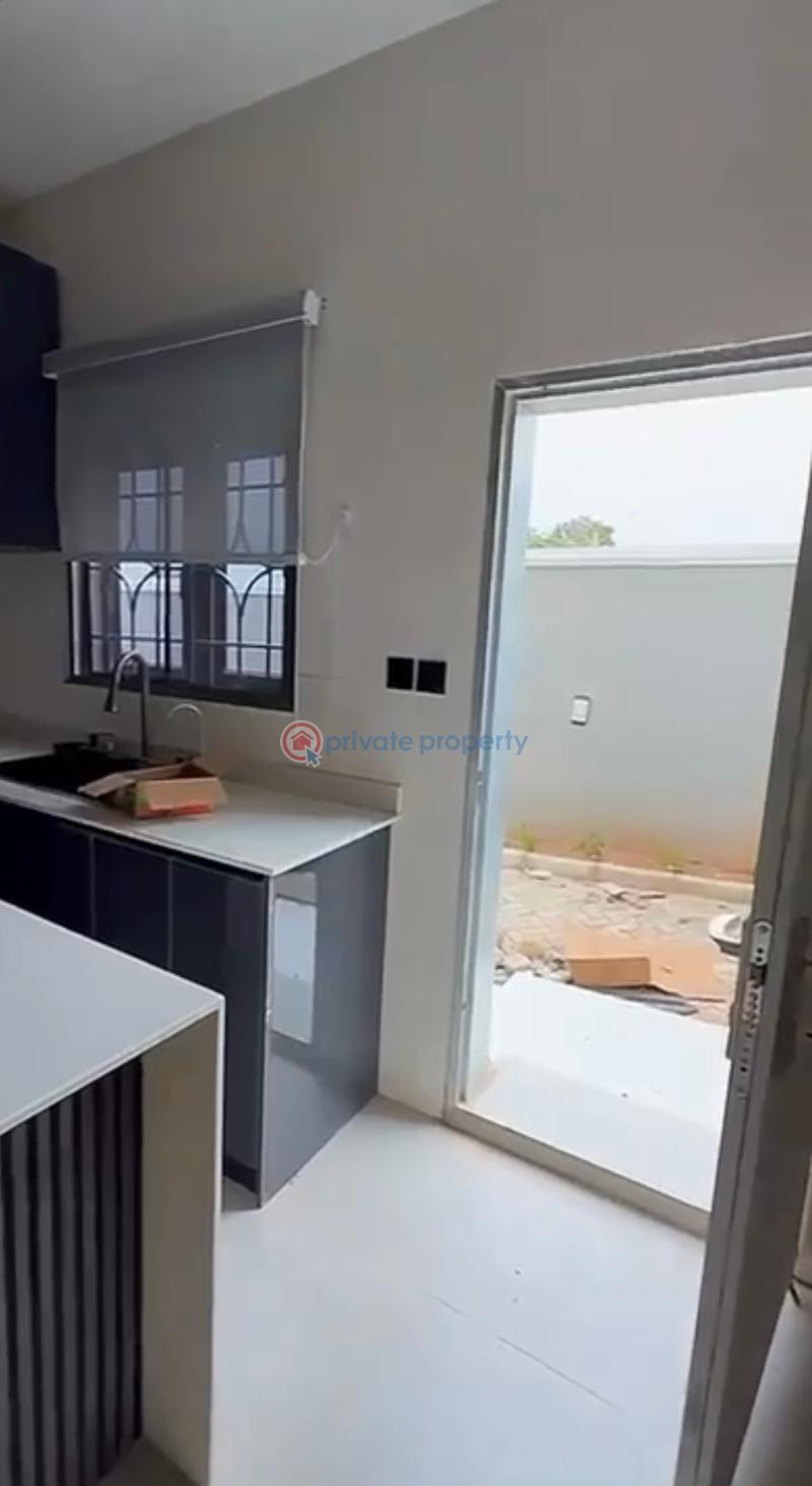 4 bedroom House For Sale Games Village & Brick Hall School Kaura Abuja Phase 2  - 4