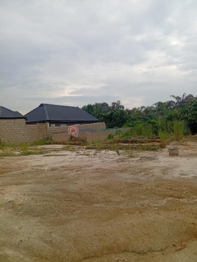 Mixed use Land For Sale Mowe Ogun area  - 3