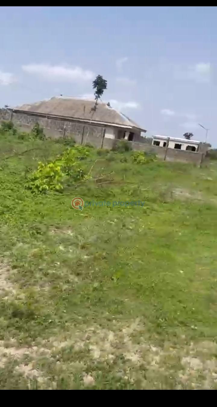 Residential Land For Sale Macaulay Igbogbo Ikorodu Lagos - 1