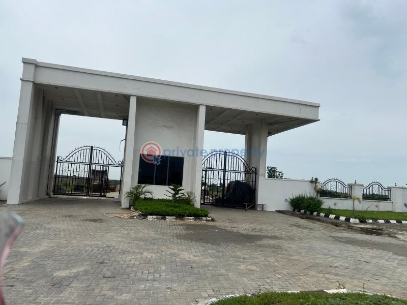 Residential Land For Sale Tiwa Garden Commercial Hub Eleran Igbe Ibeju-Lekki Lagos - 2