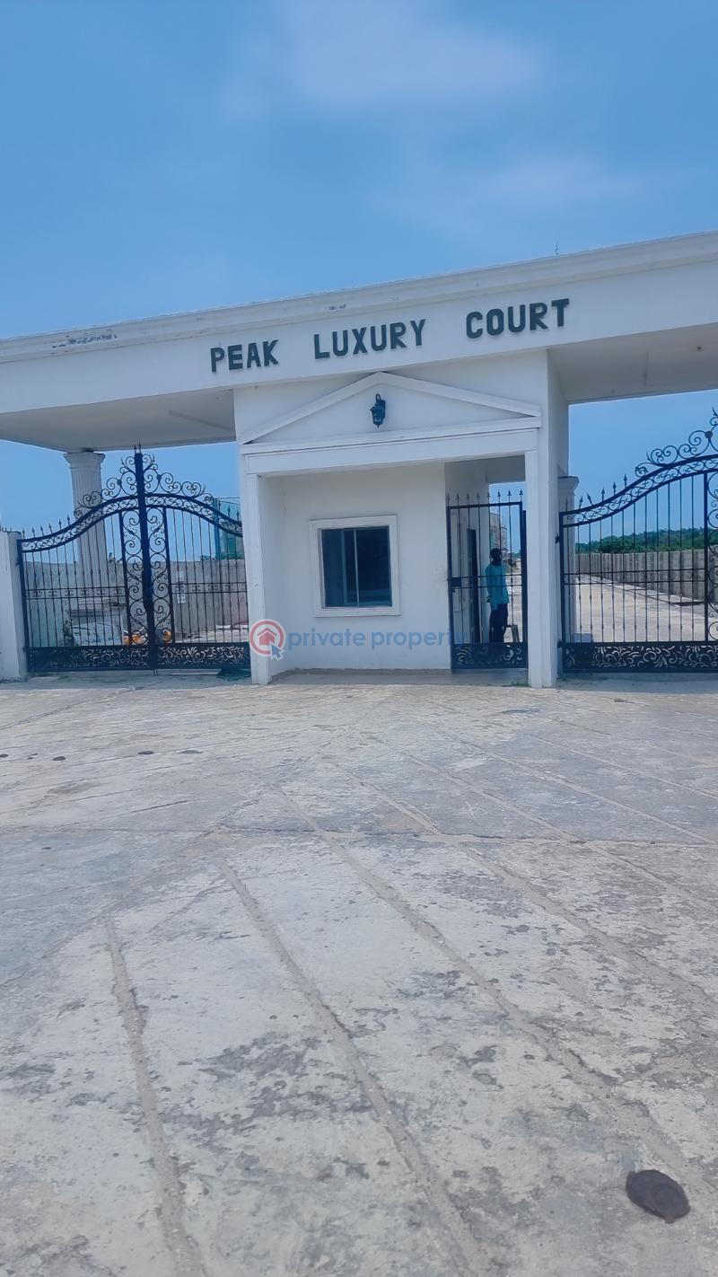 Land For Sale Novare Mall, Shop Rite Monastery Road Sangotedo Lagos - 4