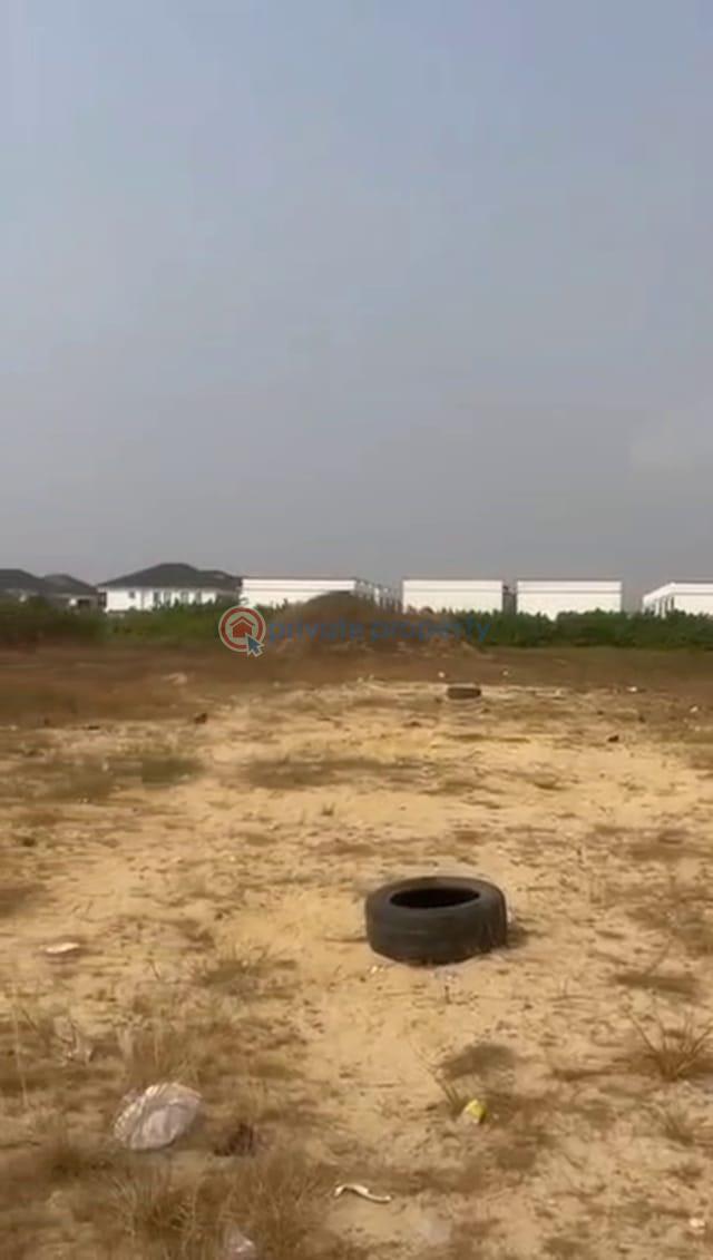 Mixed use Land For Sale Victoria Crest Iv Estate Lafiaji Lekki Lagos - 1