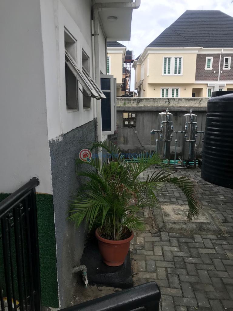 2 bedroom Flat & Apartment For Rent Ologolo Lekki Lagos - 12