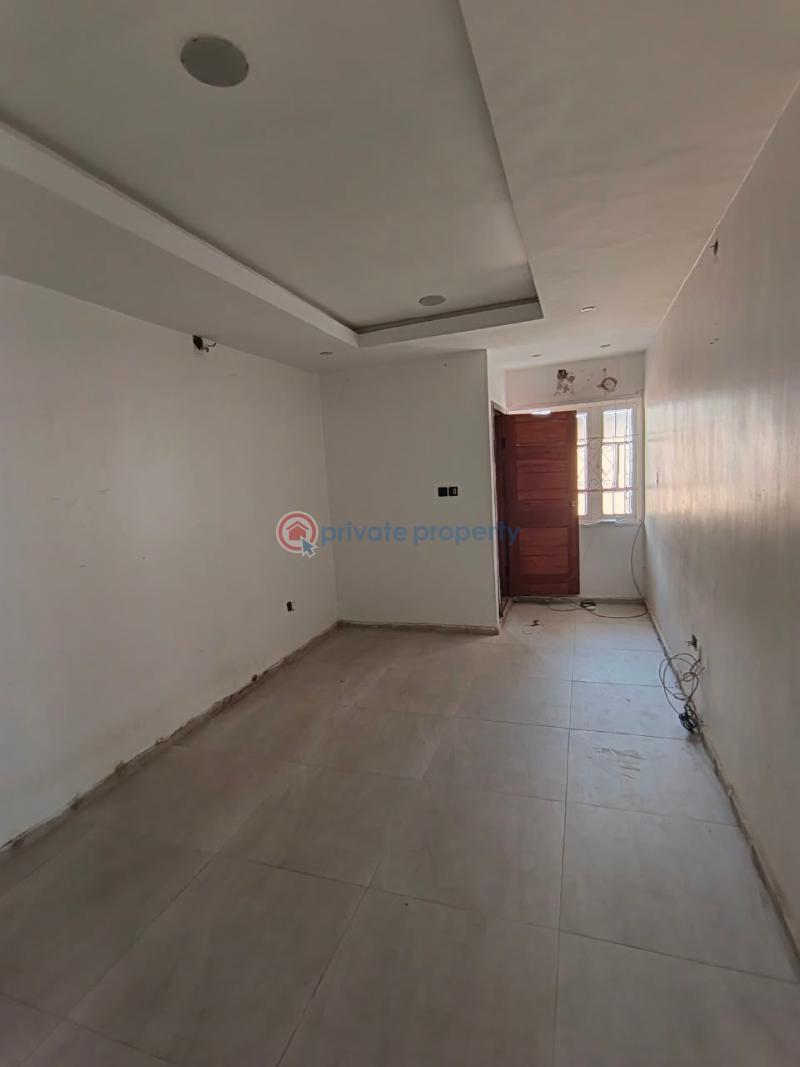 2 bedroom Block Of Flats For Rent Ologolo Lekki Lagos - 11