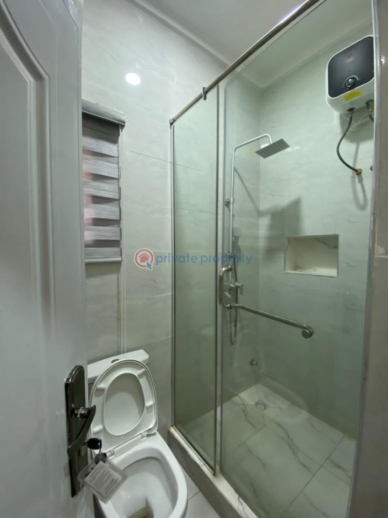 3 bedroom Flat & Apartment For Rent Gaduwa Abuja Phase 2  - 5