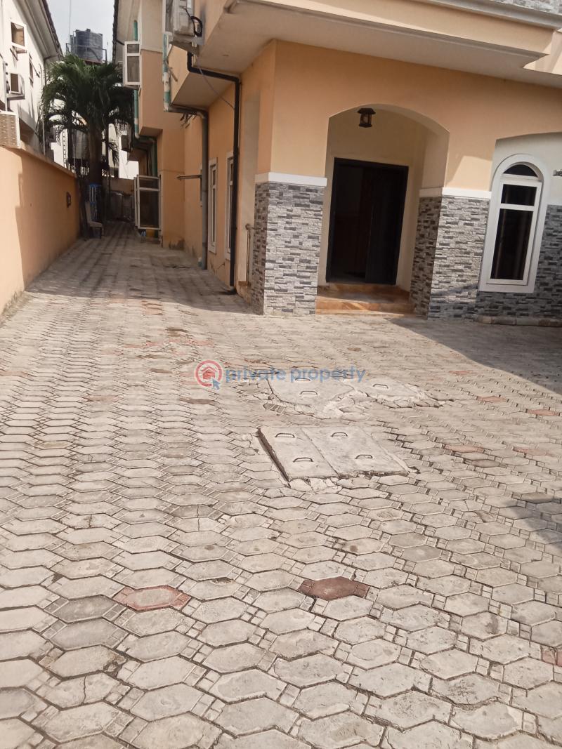 1 bedroom Mini Flat For Rent Lekki Phase 1 Lagos - 1