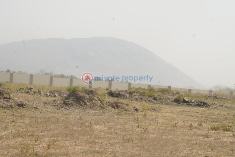 For sale 4 bedroom Residential Land Harmony Hills, Off Federal Housing