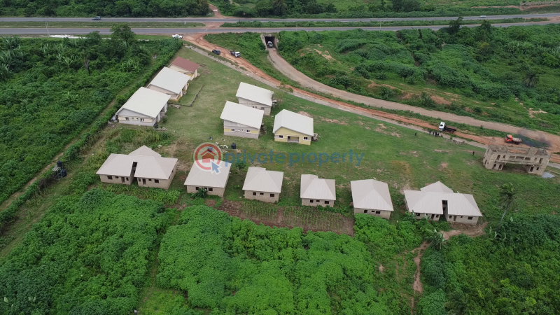 Land For Sale Oyo Ibadan Expressway Beside Koladaisi University Ibadan Oyo - 4