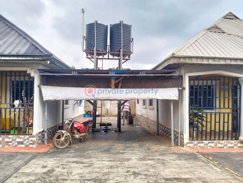 3 bedroom Detached Bungalow For Sale Ikumakpayi Street, Off Benin Akure Expressway, Iyowa. Asaba Delta - 10