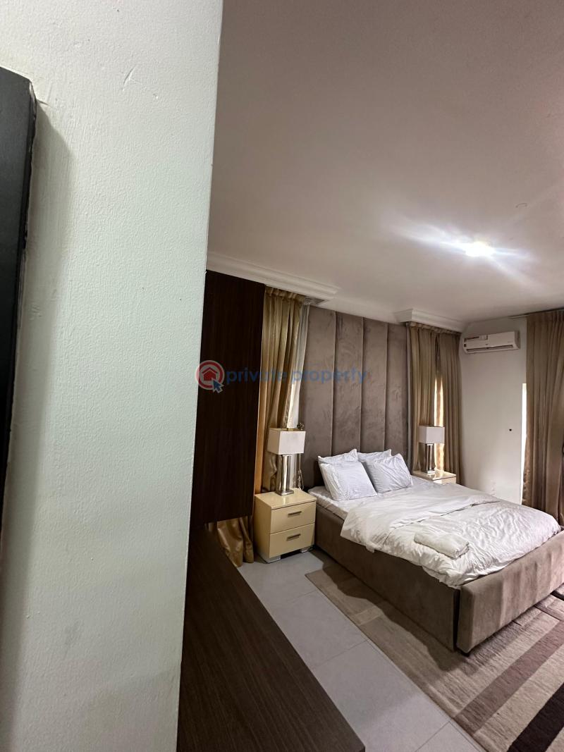 1 bedroom Mini Flat For Sale Oniru Victoria Island Lagos - 3