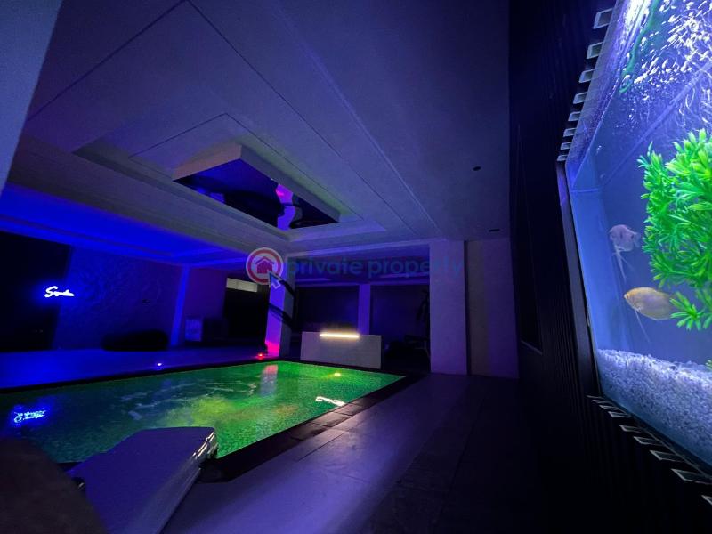 1 bedroom Mini Flat Short let Off Admiralty Lekki Phase 1 Lagos - 18