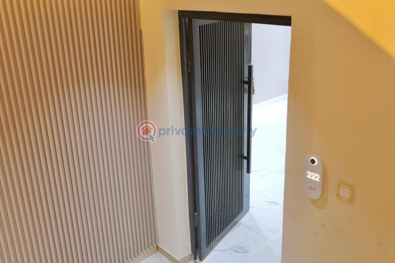 2 bedroom Flat & Apartment For Rent 64, Haastrup Surulere Lagos - 7