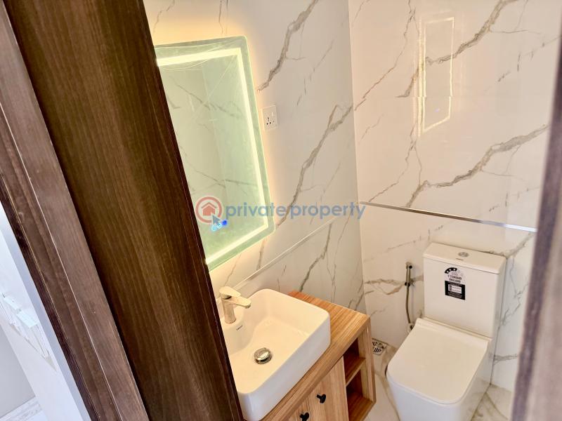 2 bedroom Flat & Apartment For Rent 64, Haastrup Surulere Lagos - 12