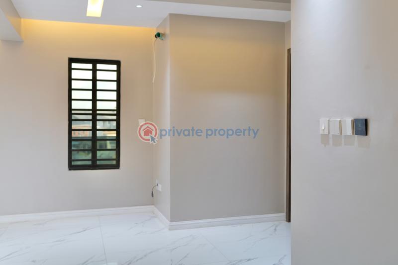 2 bedroom Flat & Apartment For Rent 64, Haastrup Surulere Lagos - 6