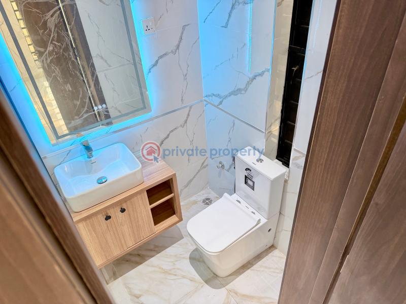2 bedroom Flat & Apartment For Rent 64, Haastrup Surulere Lagos - 15