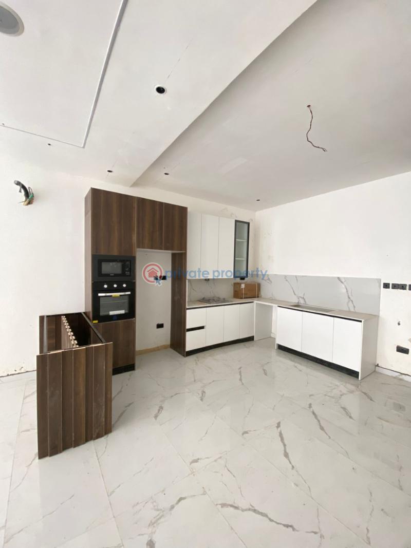 2 bedroom Flat & Apartment For Sale Freedom Way Lekki Phase 1 Lagos - 10