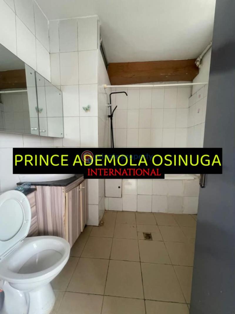 3 bedroom Flat & Apartment For Rent Victoria Island Lagos - 4