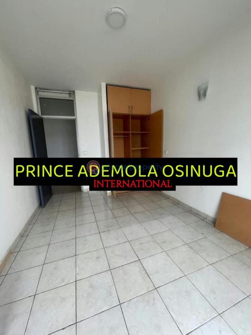 3 bedroom Flat & Apartment For Rent Victoria Island Lagos - 2