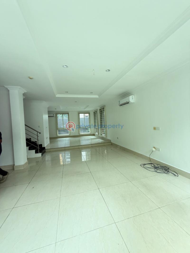 3 bedroom Flat & Apartment For Rent Oba Elegushi Street, Ikoyi Old Ikoyi Lagos - 2