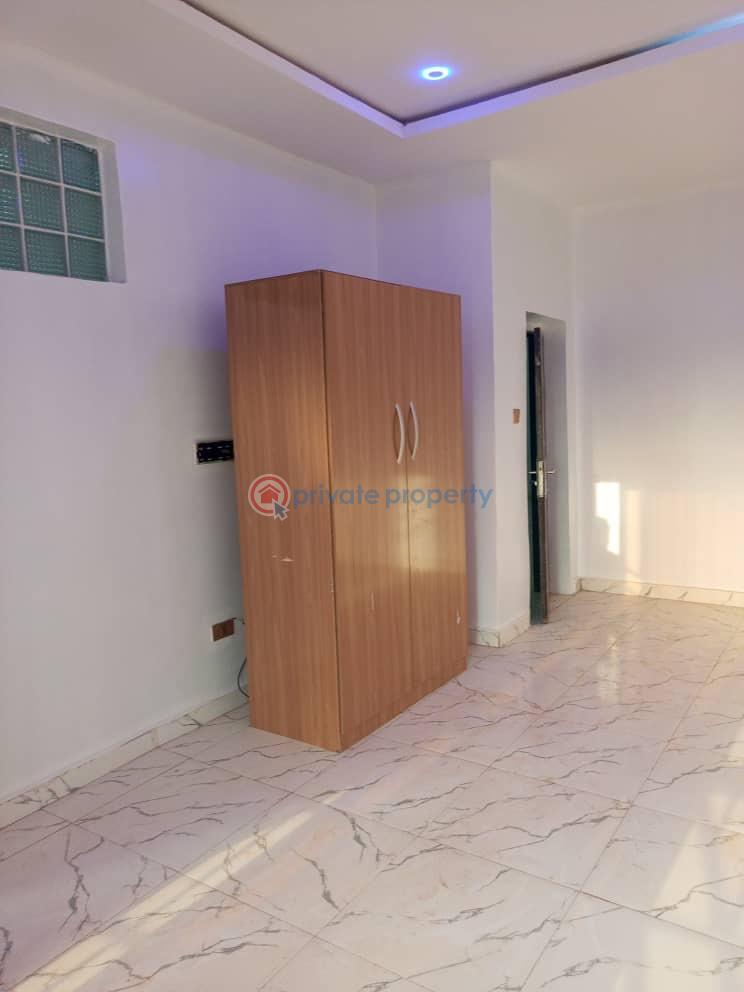 4 bedroom House For Rent Gaduwa Abuja Phase 2  - 4