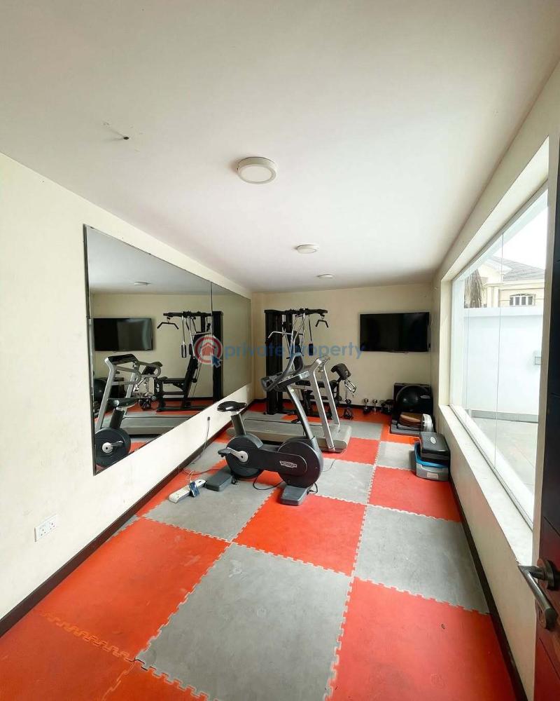 4 bedroom Maisonette For Rent Banana Island Ikoyi Lagos - 13