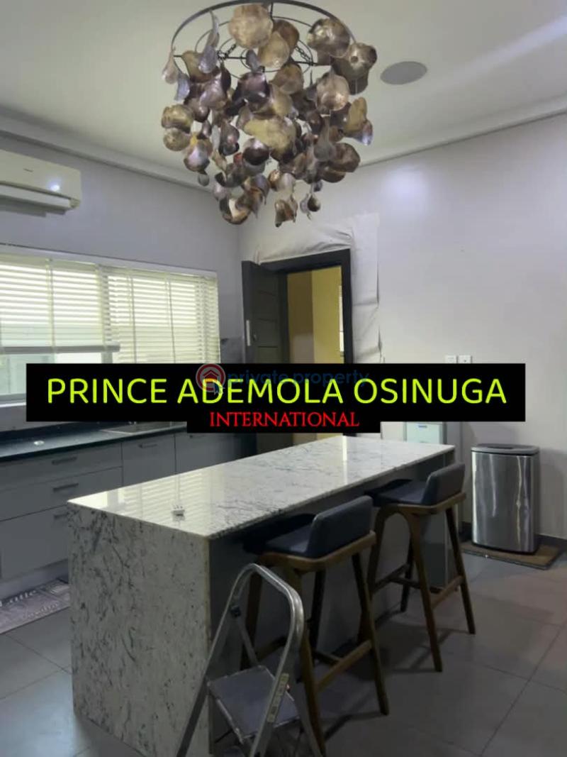 4 bedroom Maisonette For Rent Banana Island Ikoyi Lagos - 2