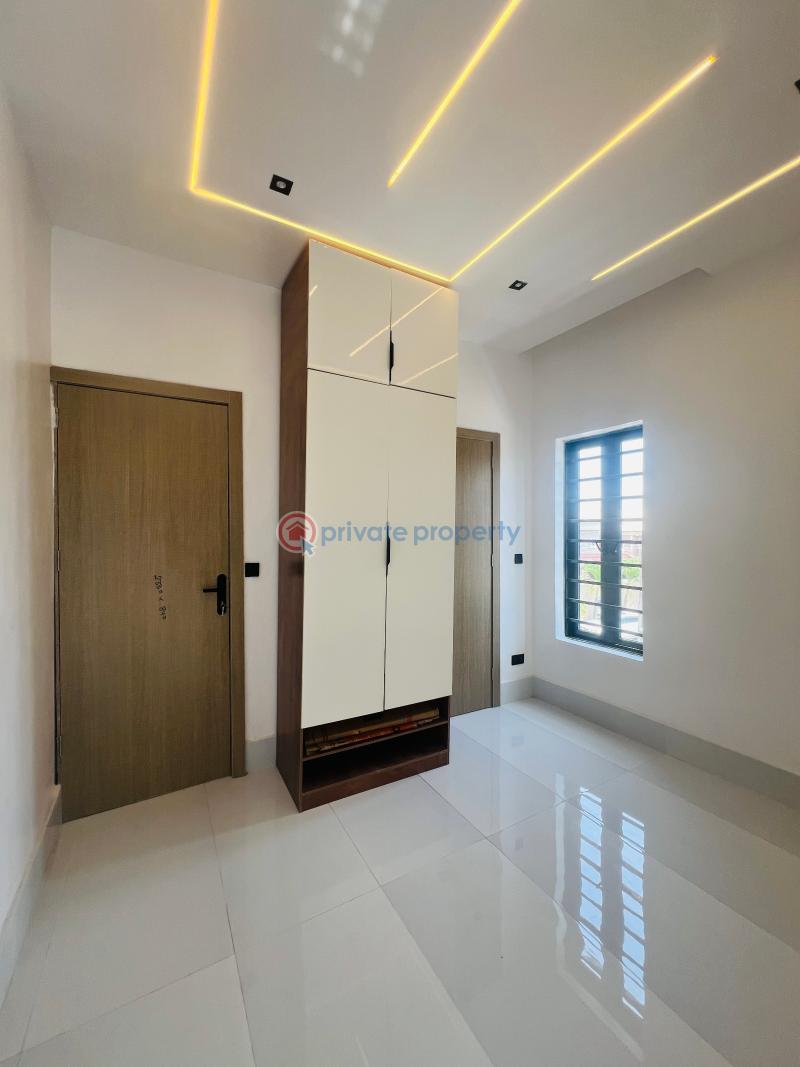 4 bedroom Semi detached Duplex For Sale 4 Bedroom Semi Detached Sangotedo Ajah Lagos - 13