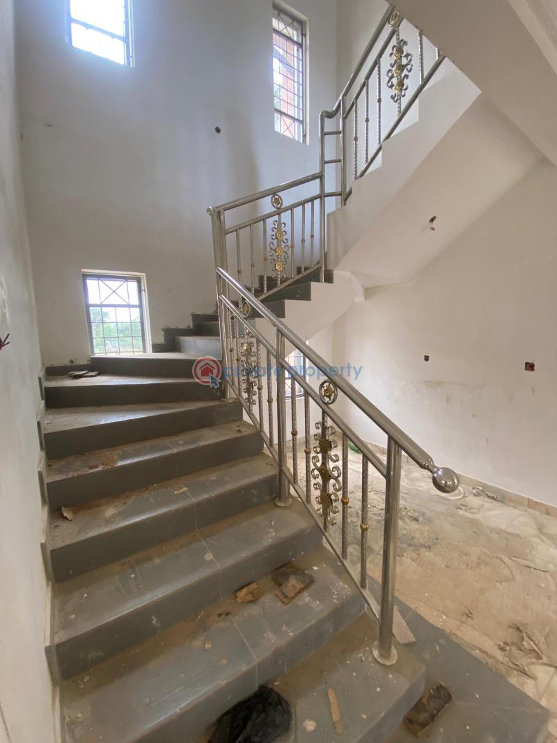 4 bedroom House For Sale Gaduwa Abuja Phase 2  - 9