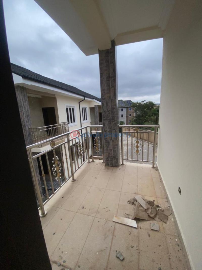 4 bedroom House For Sale Gaduwa Abuja Phase 2  - 7