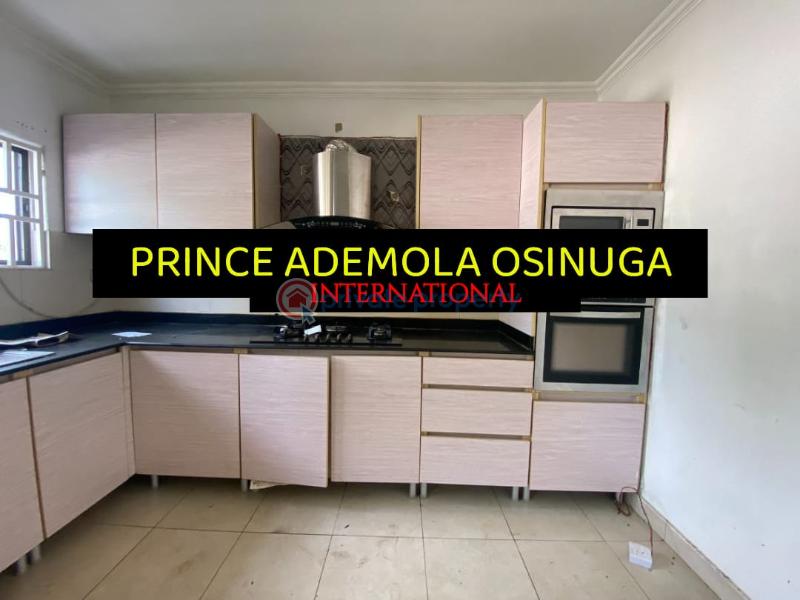 4 bedroom Terraced Duplex For Rent Old Ikoyi Lagos - 4