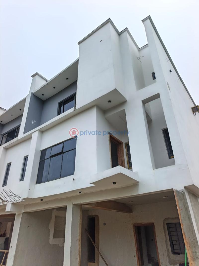 5 bedroom Detached Duplex For Sale Olohunda Estate, Gra Ogudu Lagos - 0