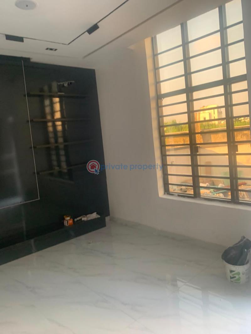5 bedroom Detached Duplex For Sale Chevron Drive Lekki Lagos - 2