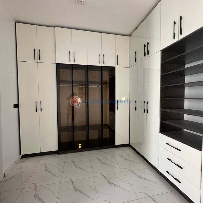 5 bedroom Detached Duplex For Sale Lbs Axis Lagos Lekki Phase 2 Lagos - 8