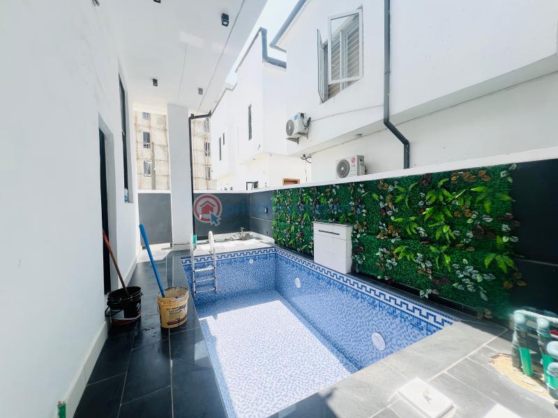 5 bedroom Detached Duplex For Sale By Chevron Tollgate Lekki Chevron Drive Lekki Lagos - 1