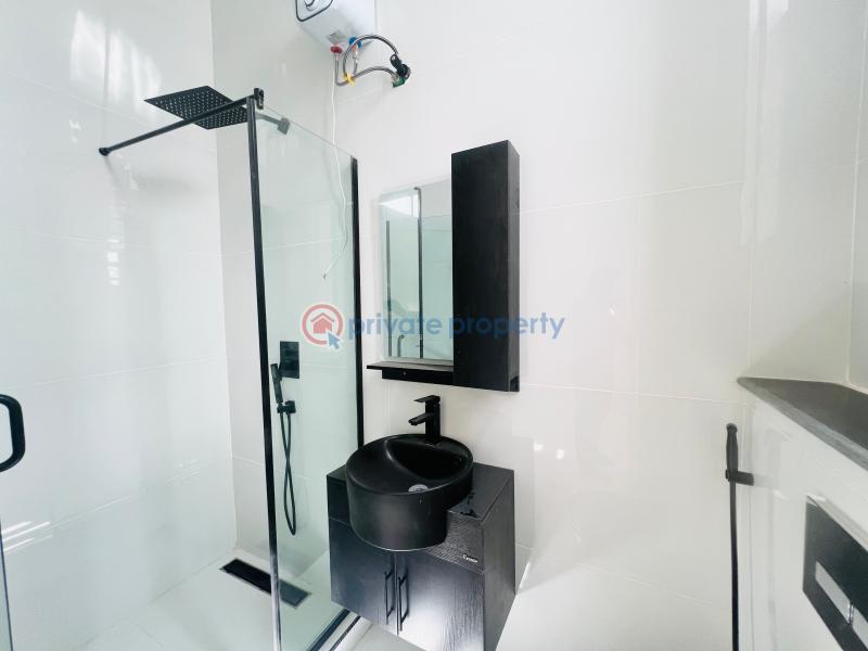 5 bedroom Detached Duplex For Sale By Chevron Tollgate Lekki Chevron Drive Lekki Lagos - 17