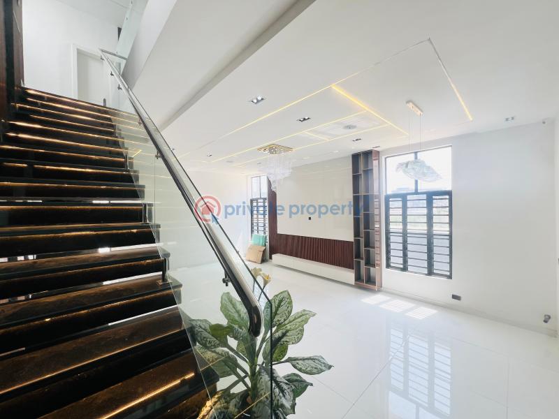 5 bedroom Detached Duplex For Sale By Chevron Tollgate Lekki Chevron Drive Lekki Lagos - 5