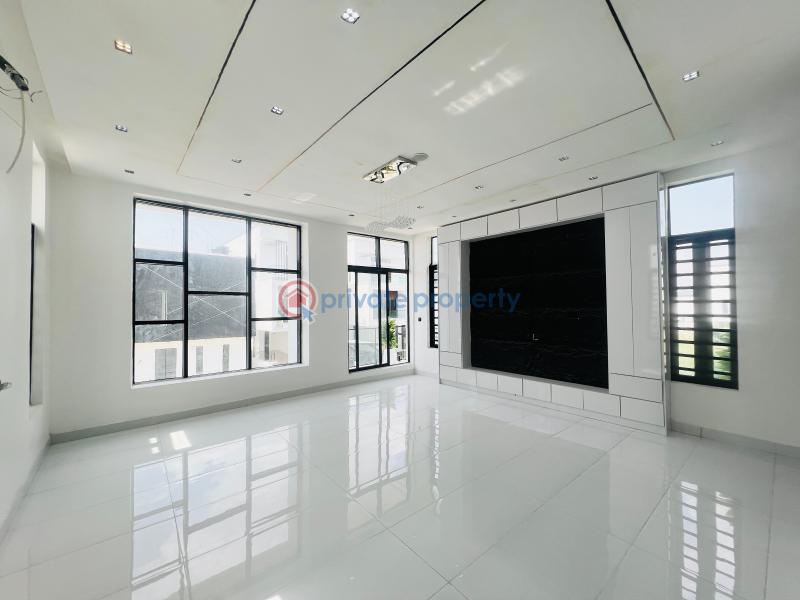 5 bedroom Detached Duplex For Sale By Chevron Tollgate Lekki Chevron Drive Lekki Lagos - 11