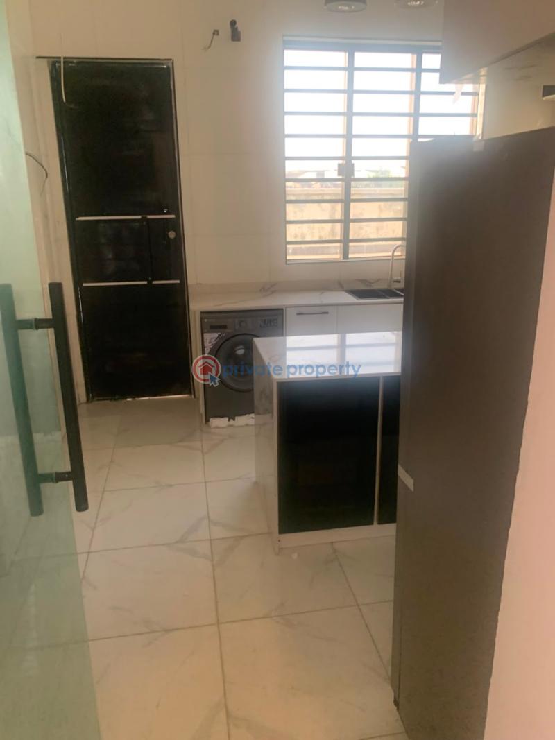 5 bedroom Detached Duplex For Sale Chevron Drive Lekki Lagos - 7