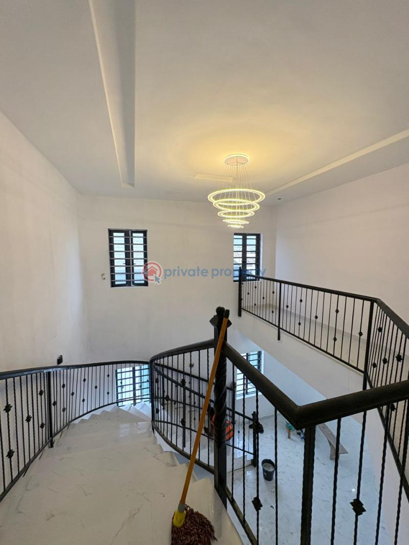 House For Sale Location: Red Gate Estate , Oluyole , Ibadan Ibadan Oyo - 15