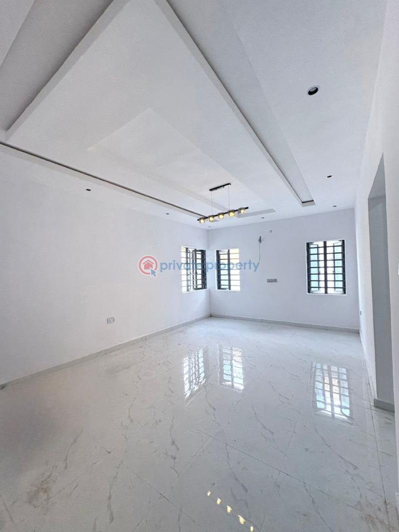House For Sale Location: Red Gate Estate , Oluyole , Ibadan Ibadan Oyo - 12